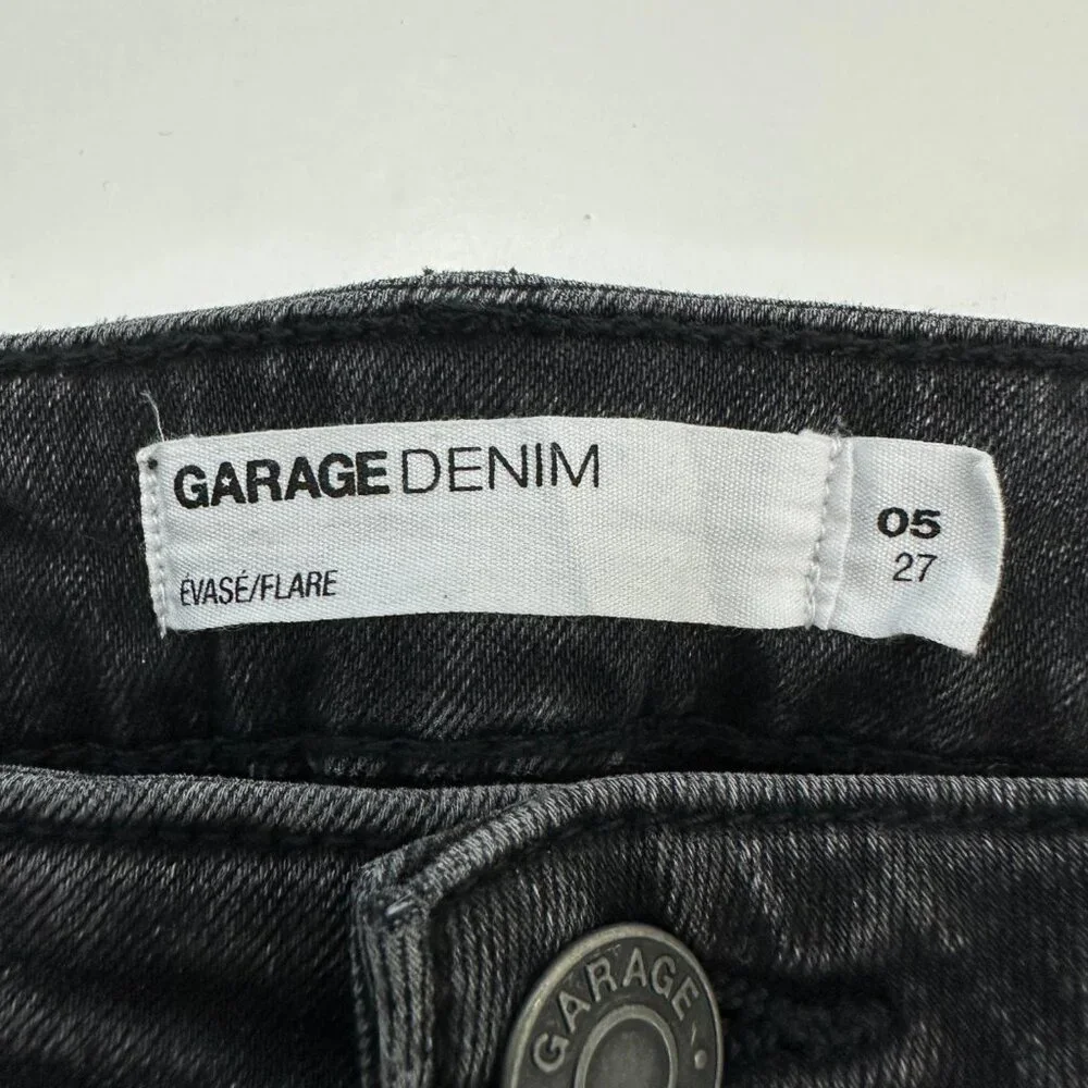 Garage Flare Women's size 5 Black Denim‎ jeans